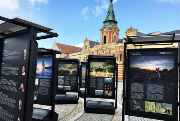 Velkoformátová výstava Voda a civilizace je k vidění na náměstí Míru v Mělníku