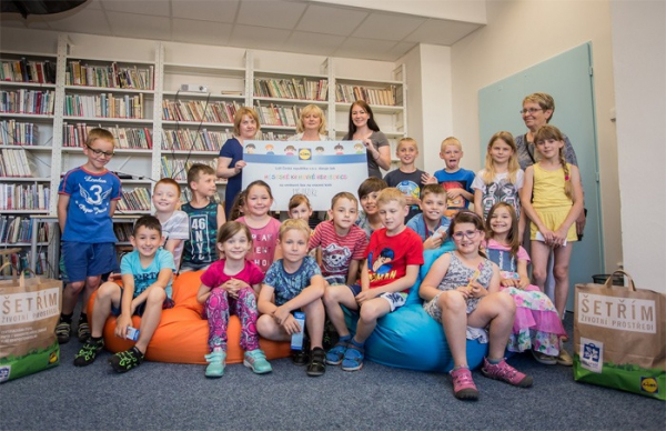 Městská knihovna Neratovice dostala 116.050 korun na nákup venkovního boxu